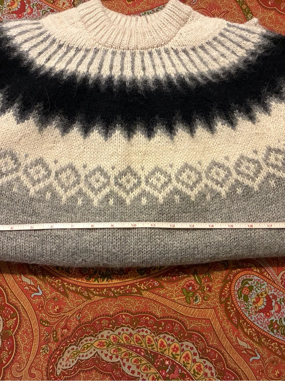 Classic Gray & Cream Nordic Knit Sweater - Unbranded